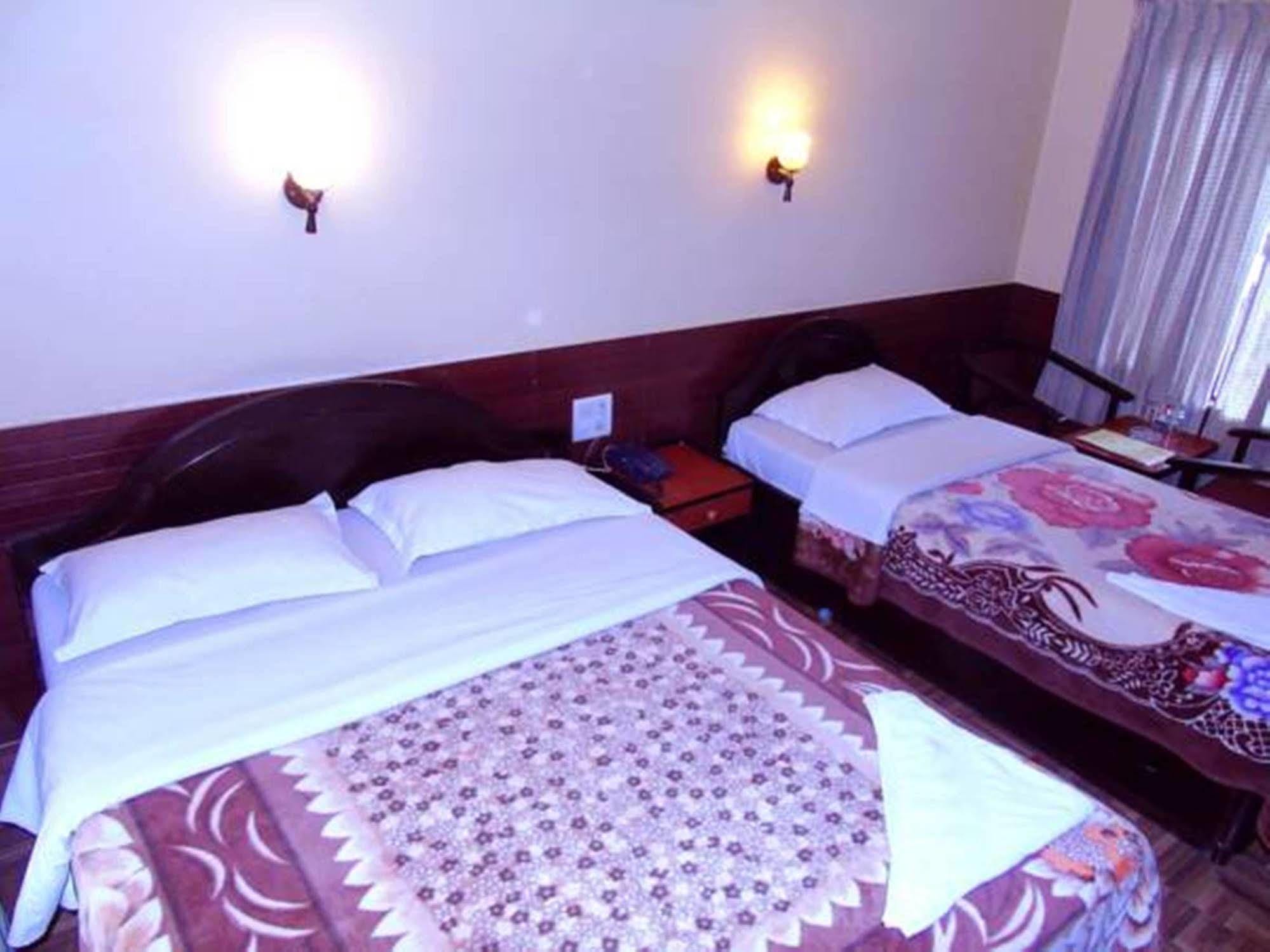 Hotel View Point Pokhara Exterior foto