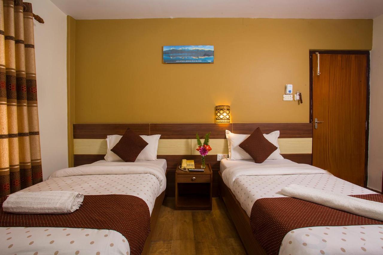 Hotel View Point Pokhara Exterior foto